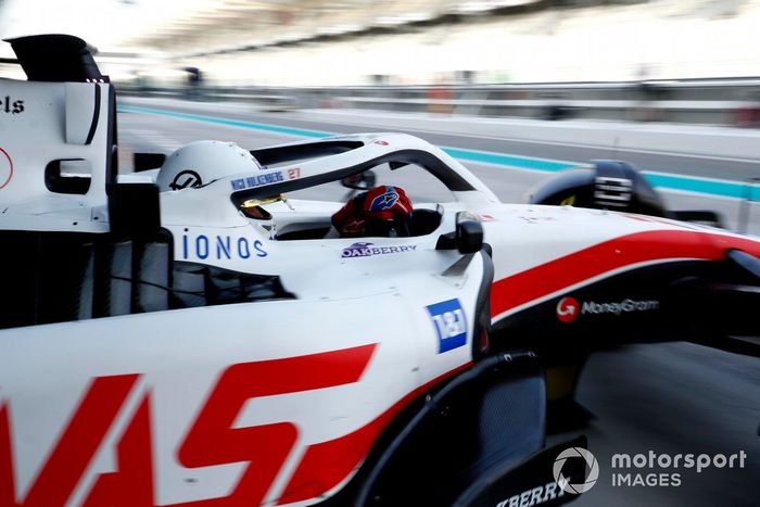 Nico Hulkenberg, Haas VF-22