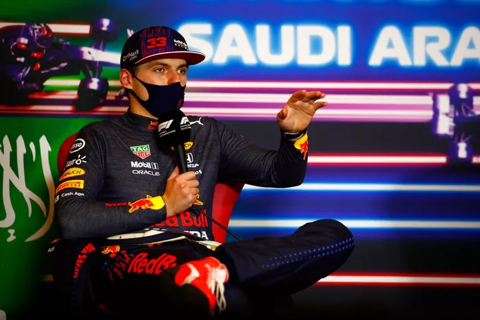 Max Verstappen, Red Bull Racing, 2ª posición, en rueda de prensa 