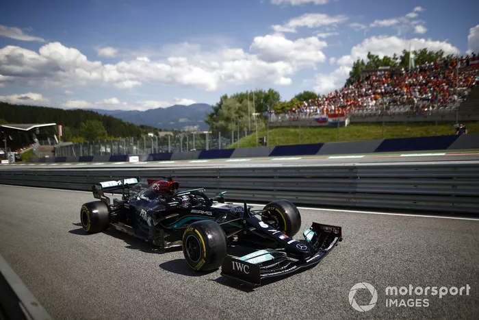 Lewis Hamilton, Mercedes W12