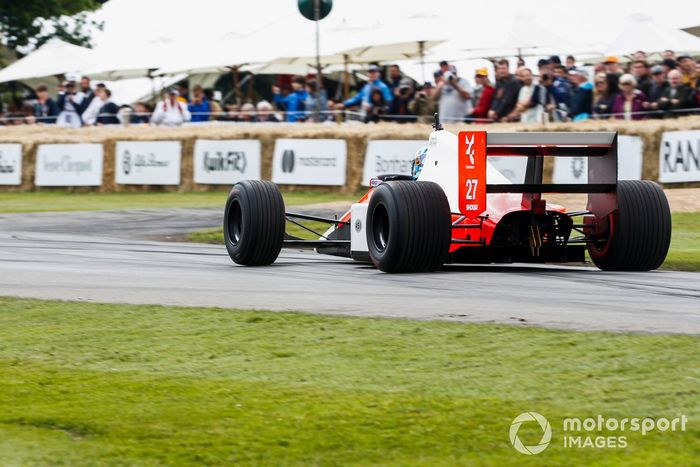 Daniel Ricciardo, McLaren-Honda MP4/5B