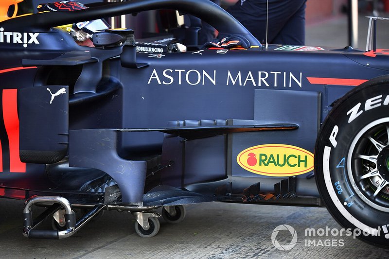 Red Bull Racing RB15, bargeboardok
