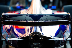 Scuderia Toro Rosso STR12 detail van de achterkant