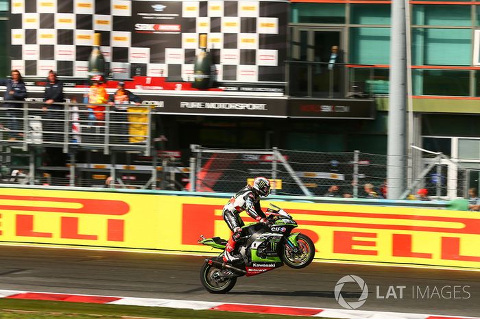 Jonathan Rea, Kawasaki Racing takes the win