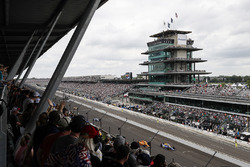 Fernando Alonso, McLaren-Honda-Andretti, Honda; Alexander Rossi, Herta - Andretti Autosport, Honda