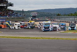 Start: Jochen Hahn, MAN, in Führung
