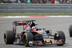 Даниил Квят, Scuderia Toro Rosso STR11