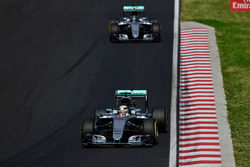 Льюїс Хемілтон, Mercedes AMG F1 W07 Hybrid