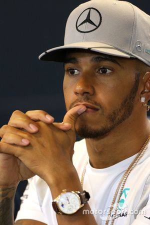 Lewis Hamilton, Mercedes AMG F1 Team en Conferencia de prensa FIA