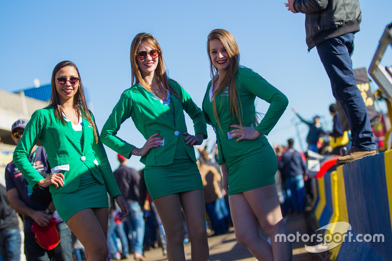 Chicas de la parrilla en Cascavel