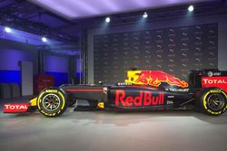 Red Bull Racing RB12 renk düzeni