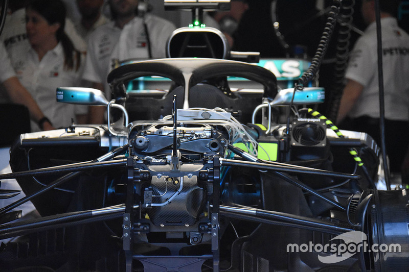 Mercedes-AMG F1 W09 ön süspansiyon detay