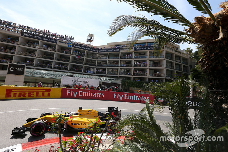 Kevin Magnussen, Renault Sport F1 Team