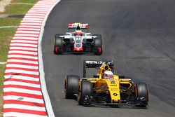 Kevin Magnussen, Renault Sport F1 Team RS16