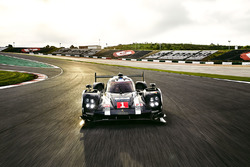 #1 Porsche Team, Porsche 919 Hybrid: Timo Bernhard, Mark Webber, Brendon Hartley