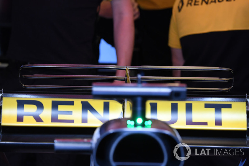 Renault Sport F1 Team RS17: Motorhaube mit T-Flügel