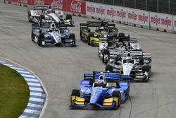 Scott Dixon, Chip Ganassi Racing Honda, Simon Pagenaud, Team Penske Chevrolet