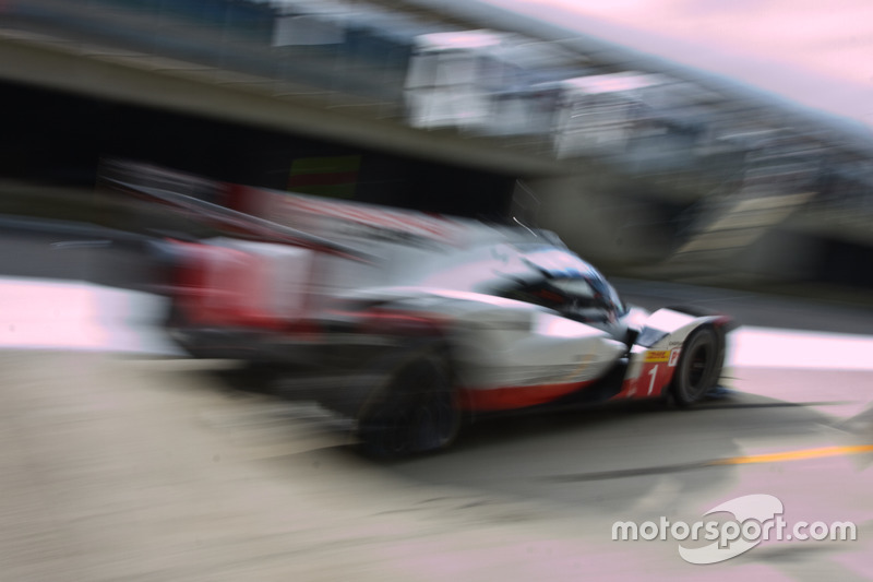 #1 Porsche Team Porsche 919 Hybrid: Neel Jani, Andre Lotterer, Nick Tandy