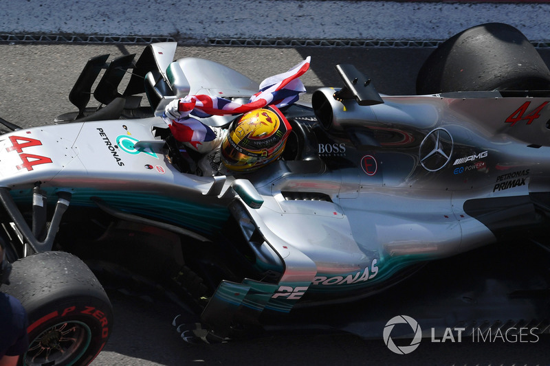 Race winner Lewis Hamilton, Mercedes-Benz F1 W08