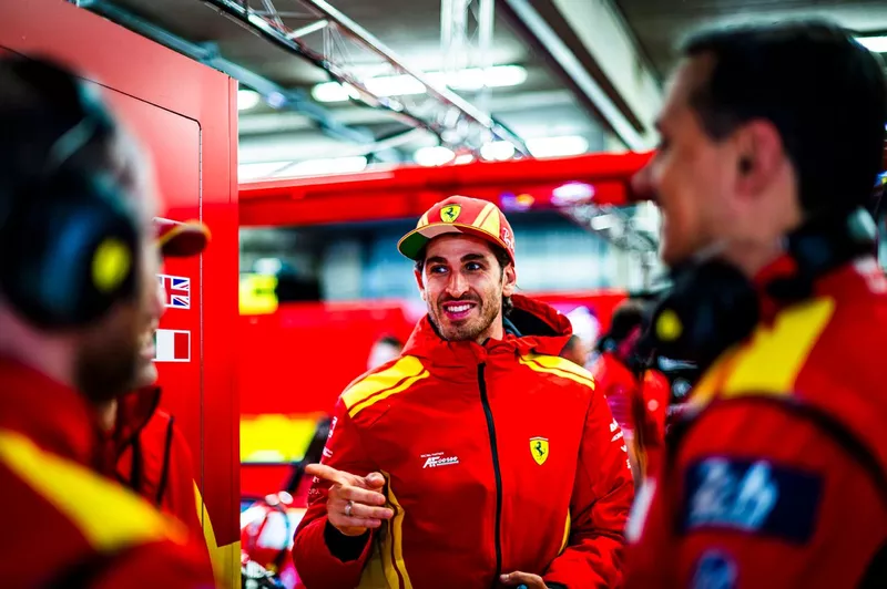 #51 AF Corse Ferrari 499P : Antonio Giovinazzi
