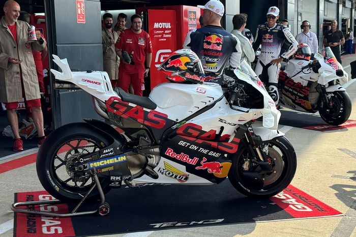 Red Bull GASGAS Tech3 moto librea