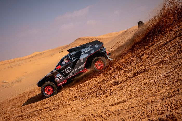 #224 Team Audi Sport Audi: Mattias Ekstrom, Emil Bergkvist