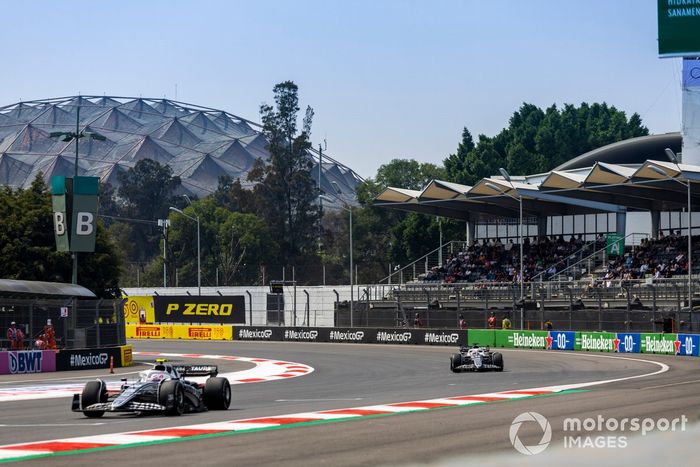 Liam Lawson, AlphaTauri AT03, Pierre Gasly, AlphaTauri AT03