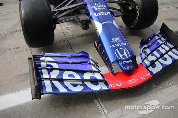 Dianteira da Toro Rosso