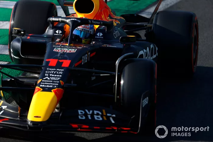 Sergio Pérez, Red Bull Racing RB18
