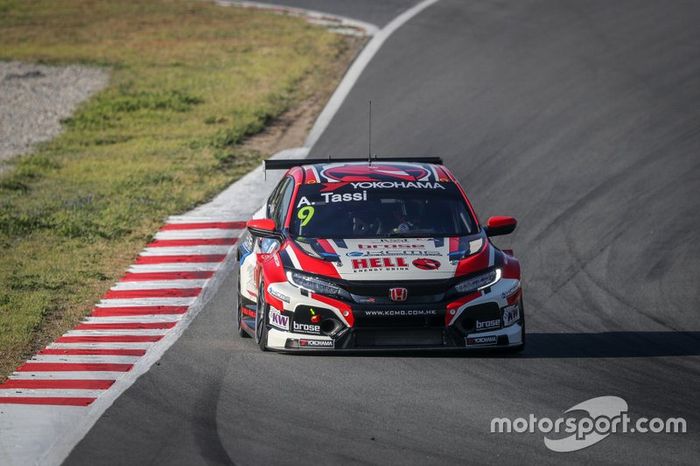 Attila Tassi, KCMG Honda Civic Type R TCR