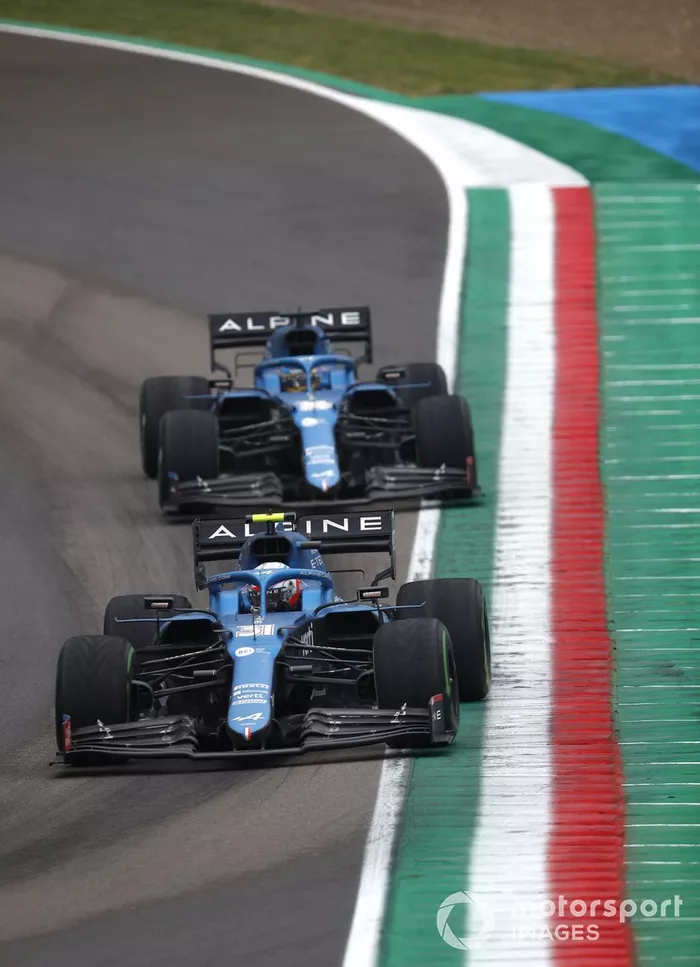 Esteban Ocon, Alpine A521, Fernando Alonso, Alpine A521