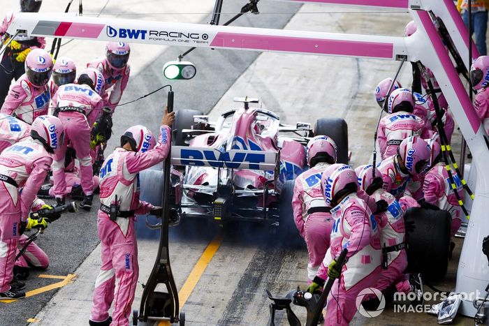 Lance Stroll, Racing Point RP20, sale de pit stop