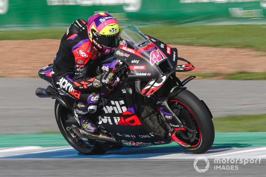 Aleix Espargaro, Aprilia Racing