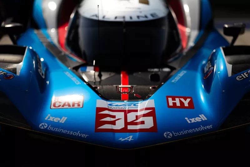 #35 Alpine Endurance Team Alpine A424 : Paul-Loup Chatin, Ferdinand Habsburg, Charles Milesi