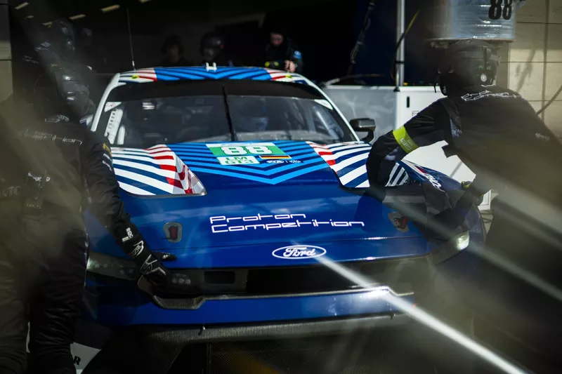 #88 Proton Competition Ford Mustang LMGT3 : Stefano Gattuso, Giammarco Levorato, Dennis Olsen