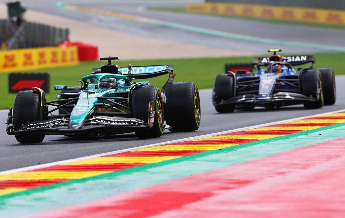 Lance Stroll, Aston Martin Racing, Carlos Sainz, Williams