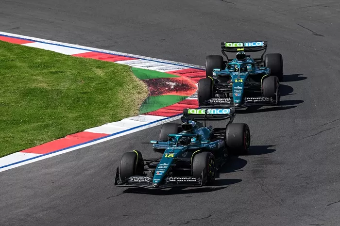 Lance Stroll, Aston Martin Racing, Fernando Alonso, Aston Martin Racing