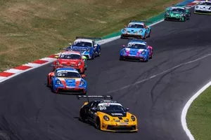 Gara 2 della Porsche CCI a Vallelunga