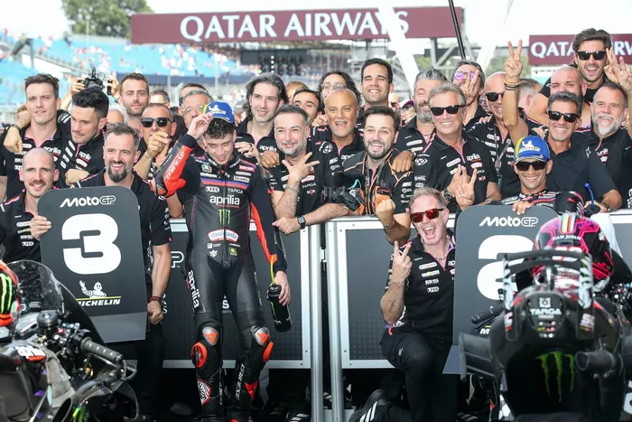 Marco Bezzecchi, Aprilia Racing, Jorge Martin, Aprilia Racing Team