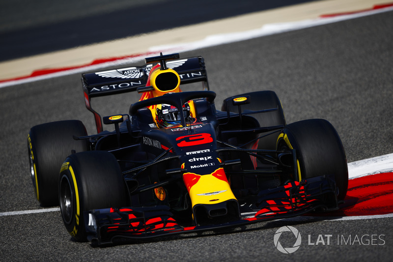 4: Daniel Ricciardo, Red Bull Racing RB14 Tag Heuer, 1'28.398
