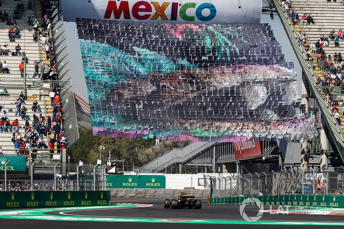 Carlos Sainz Jr., Renault Sport F1 Team RS17