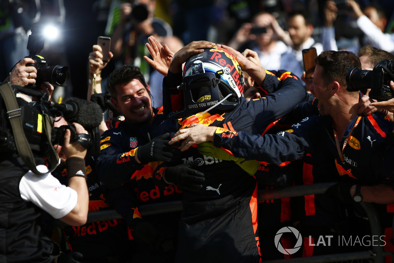 Le vainqueur Daniel Ricciardo, Red Bull Racing