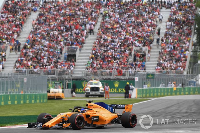 Fernando Alonso, McLaren MCL33;