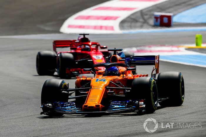 Fernando Alonso, McLaren MCL33, Sebastian Vettel, Ferrari SF71H