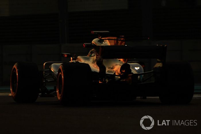 Lewis Hamilton, Mercedes-Benz F1 W08