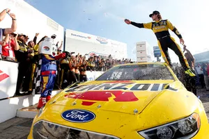 Ryan Blaney, Team Penske, Ford Fusion Menards/Pennzoil 