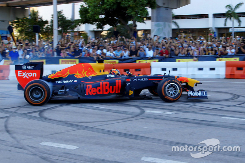 Patrick Friesacher im Red Bull RB7