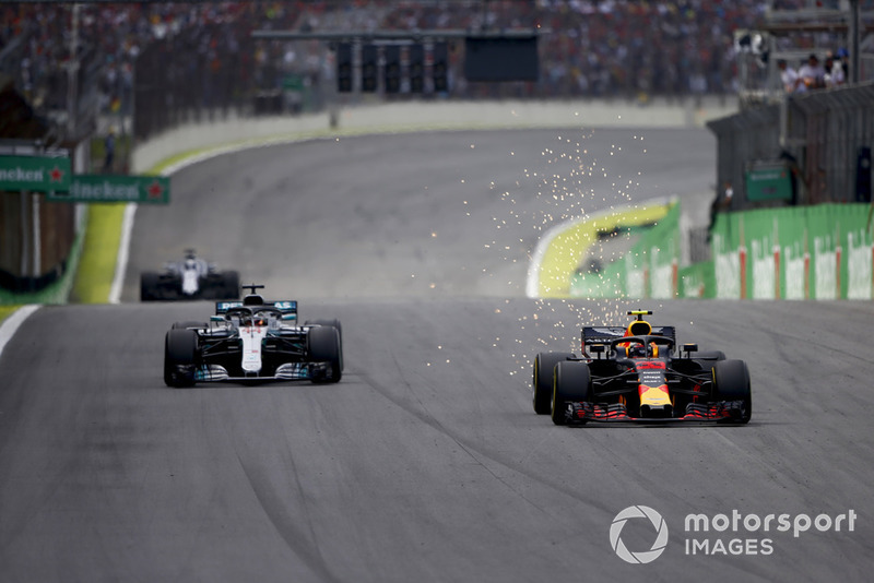 Макс Ферстаппен, Red Bull Racing RB14, Льюіс Хемілтон, Mercedes AMG F1 W09.