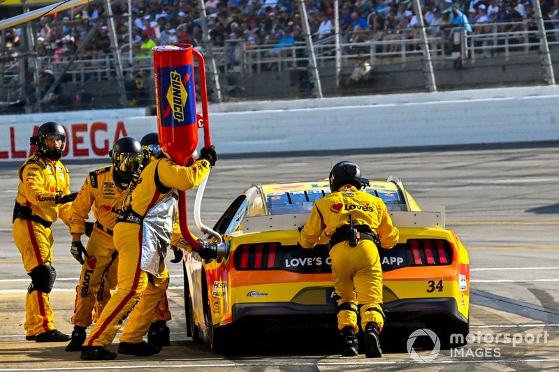 Michael McDowell, Front Row Motorsports, Love's Travel Stops Ford Mustang