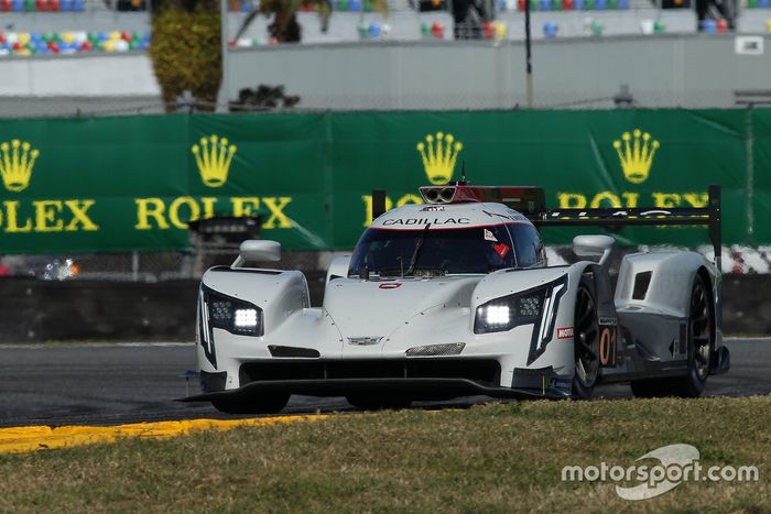 #01 Chip Ganassi Racing Cadillac DPi: Renger van der Zande, Scott Dixon, Kevin Magnussen