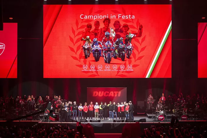 Campeones en celebración